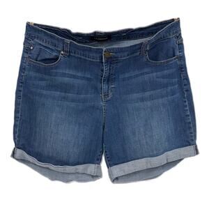 Liverpool 22W Denim Walking Shorts